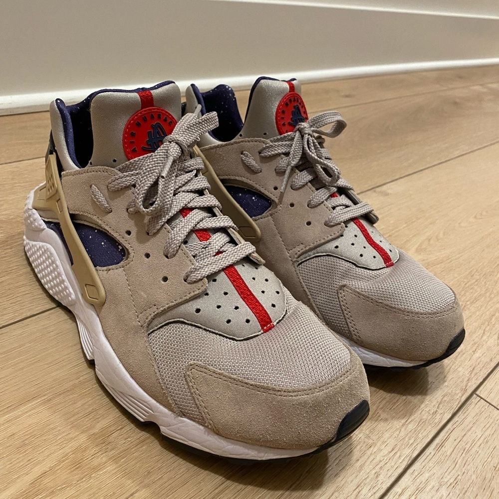 Nike Air Huarache size 12. Limited Edition Moon landing theme.